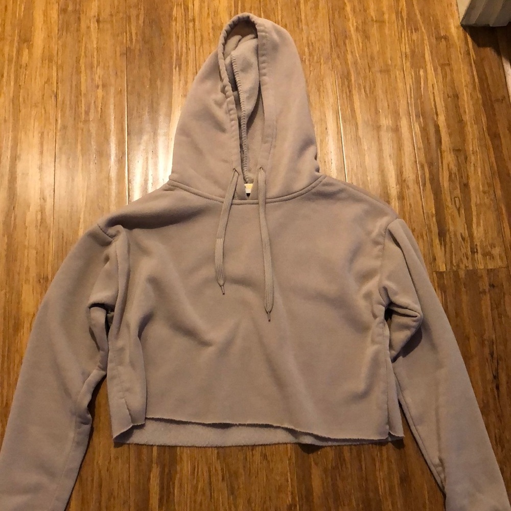 cropped purple/beige hoodie